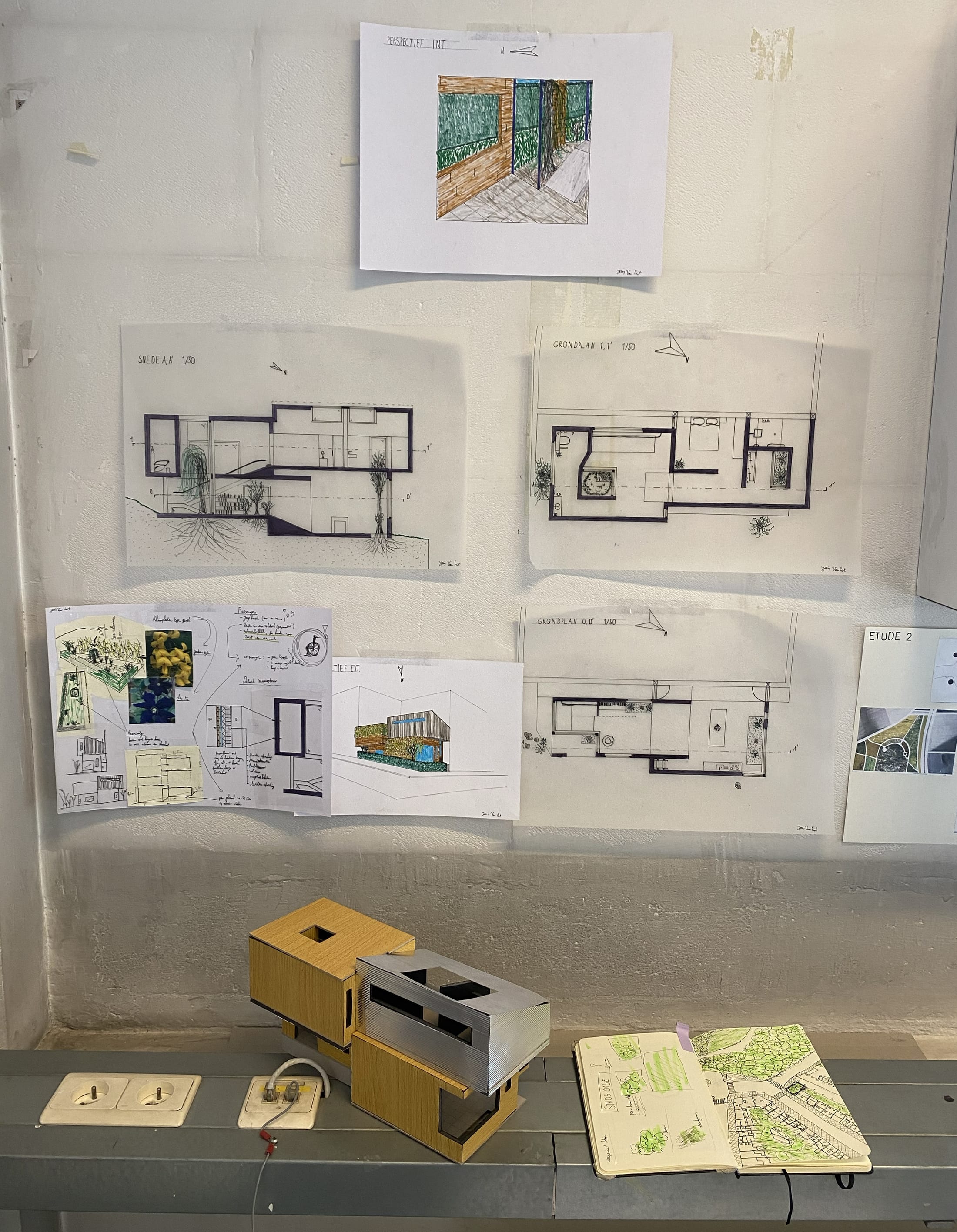 bachelor 01 — wheelchair courtyard house